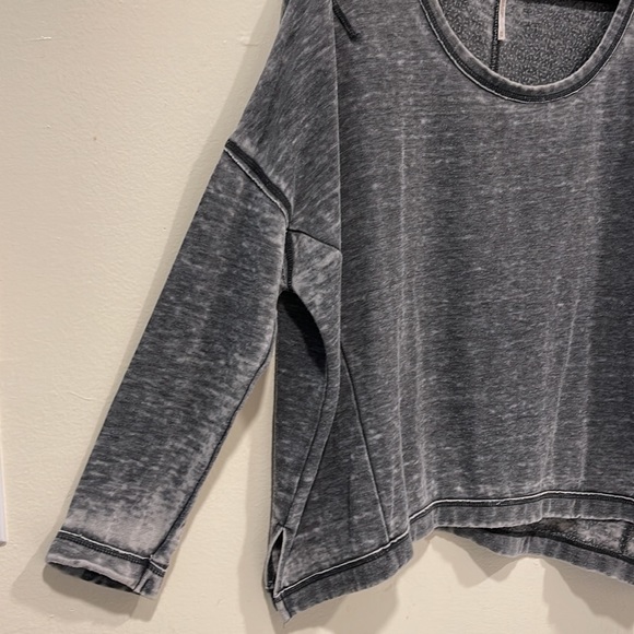 Free People top. XS - Picture 4 of 7